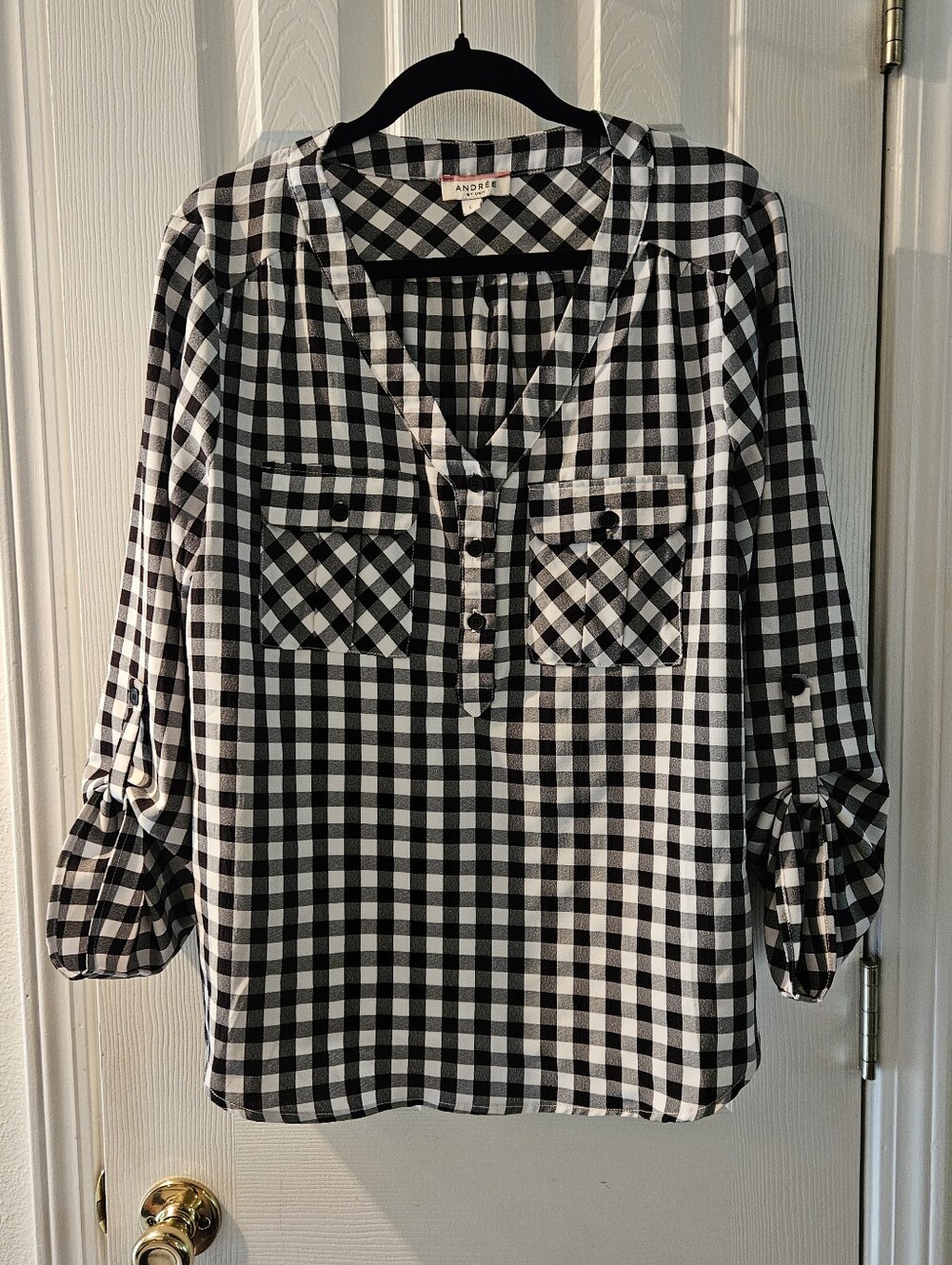 Andree Sz.L ~  Black & White V-Neck, Double-breasted Pockets